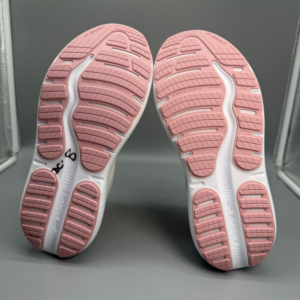 Brooks Ghost Max 2 Women's 11 Coconut Milk Gray Mesh Athletic Running Sneakers - Picture 7 of 9